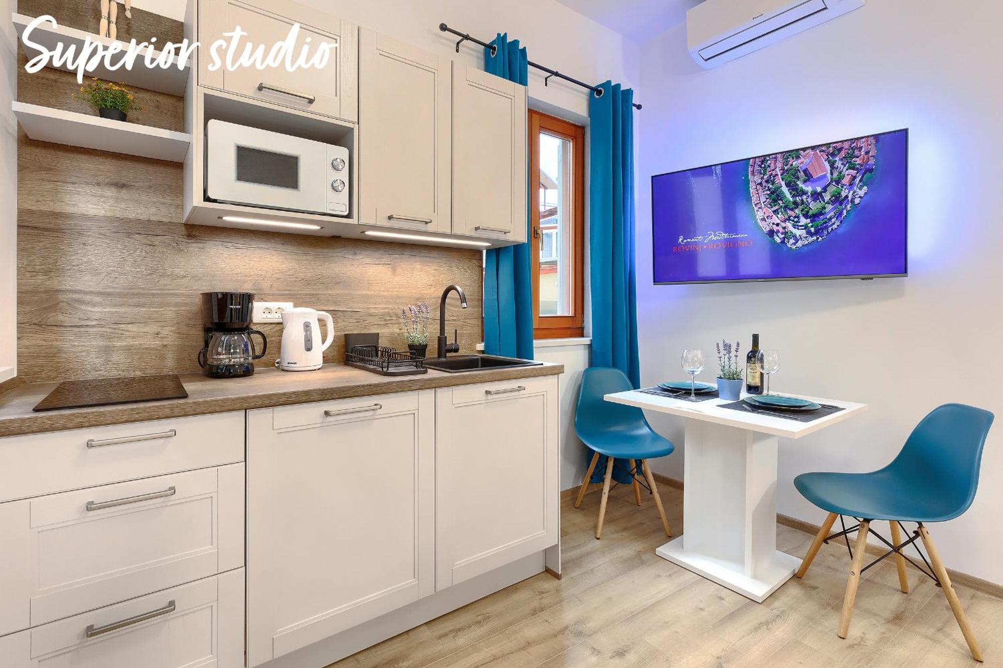 Studios Notte Sul Porto Rovinj Buitenkant foto