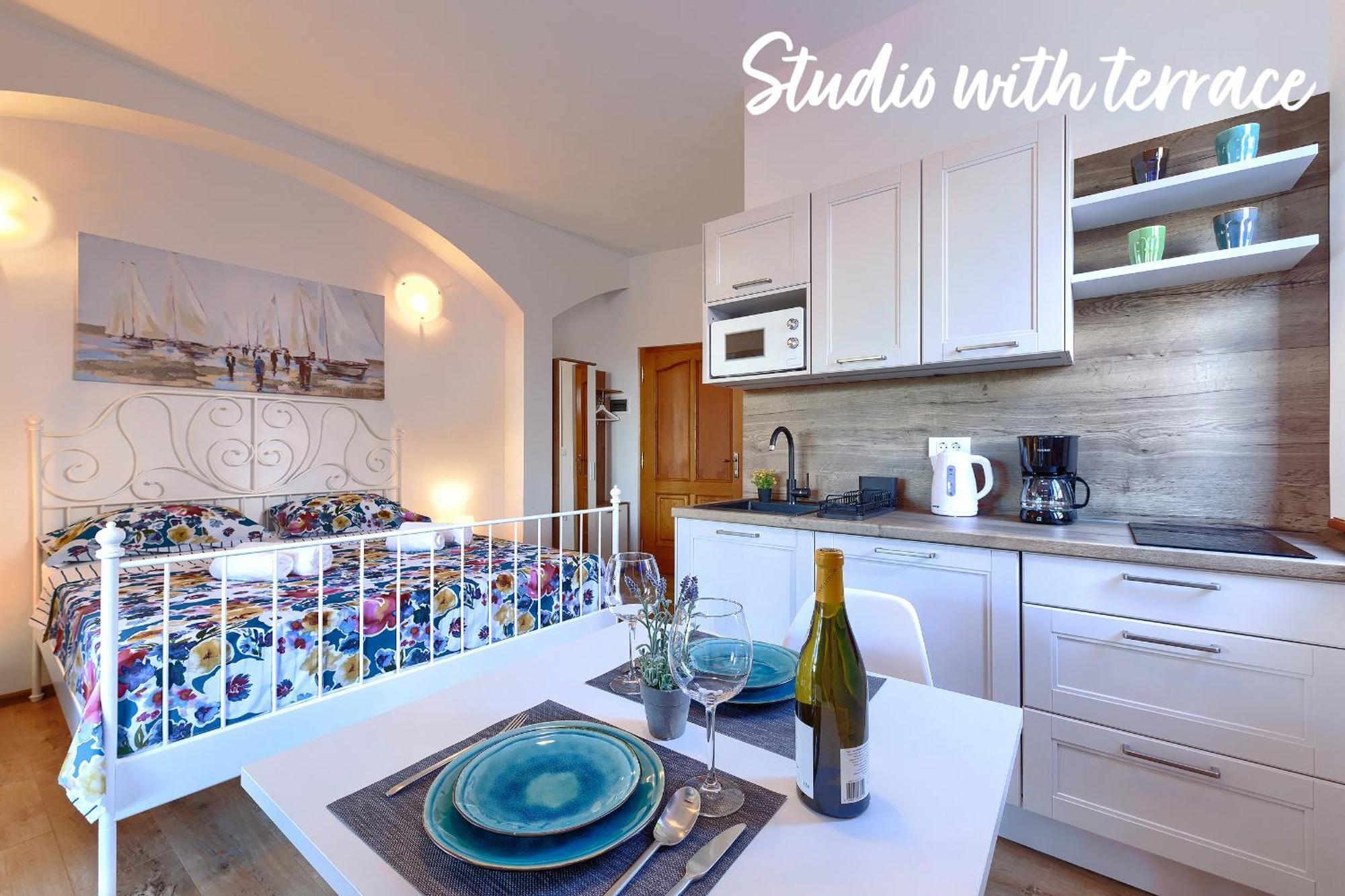 Studios Notte Sul Porto Rovinj Buitenkant foto